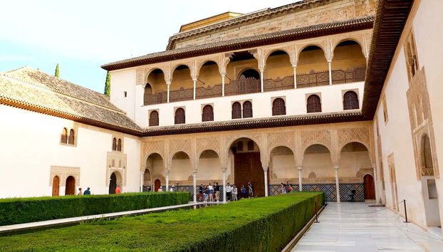Visita guiada por la Alhambra y los Palacios Nazaríes + Granada City Pass - Foto 2