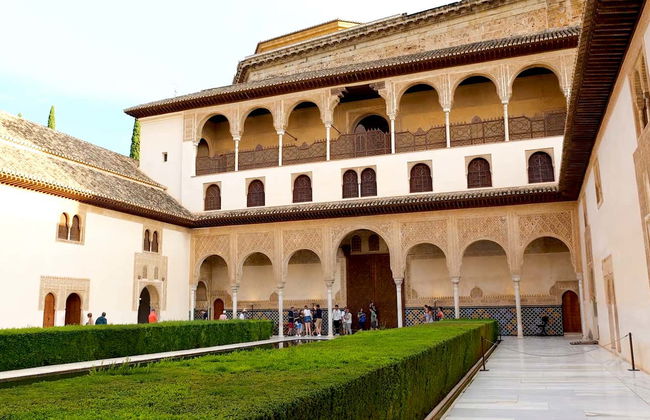 Visita guidata dell'Alhambra e dei Palazzi Nasridi + Granada City Pass - Foto 2