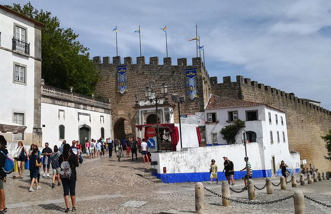 One Way Porto a Lisboa, a través de Aveiro, Nazare, Alcobaca y Obidos - Foto 13