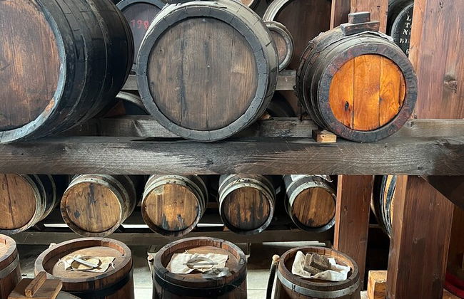 Parmesan- und Balsamico-Food-Tour mit Ferrari-Museum - Foto 6