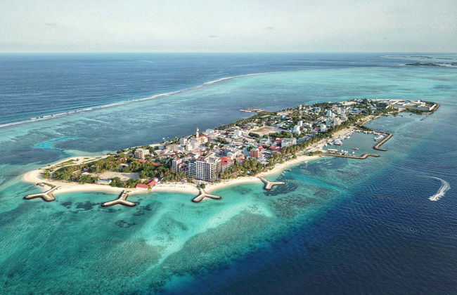 Traslado desde el aeropuerto de Malé en lancha rápida - Foto 4