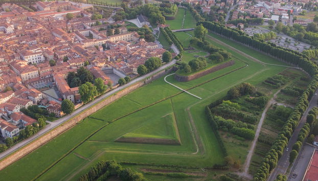 Lucca Private Tour - Photo 3