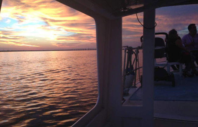 Balade en bateau sur la Ría de Huelva au coucher du soleil - Photo 3