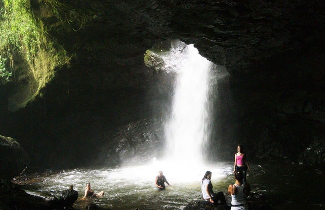 Tour por la Reserva Natural Cueva del Esplendor - Foto 2
