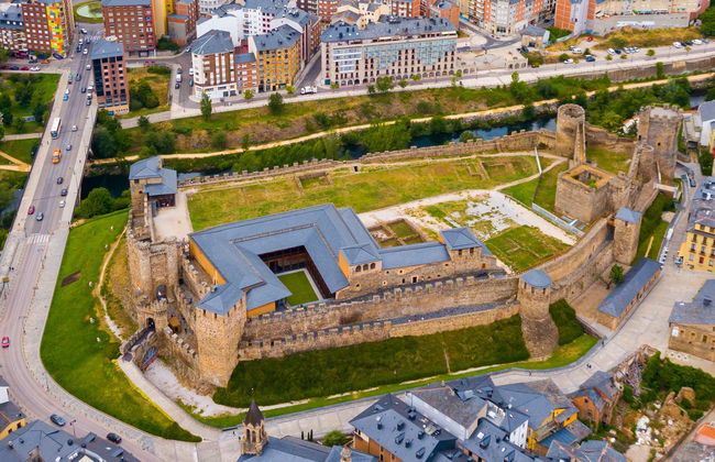 Visita guiada por Ponferrada y su castillo - Photo 2