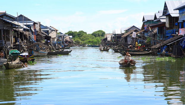 Paseo en barco por el lago Tonlé Sap - Foto 2