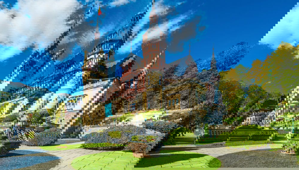 Excursão aos castelos de Peles e Cantacuzino - Foto 1