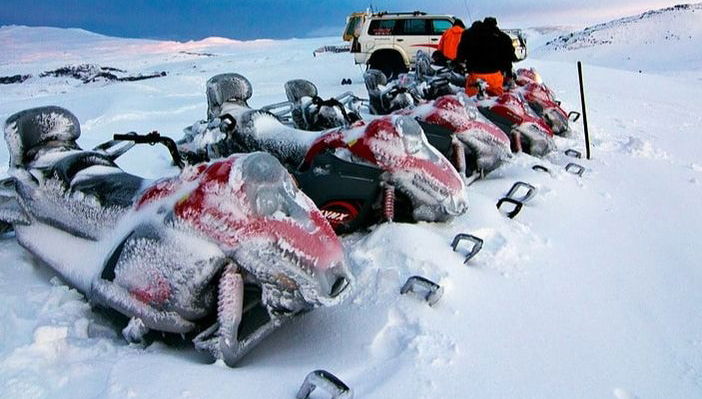 Aventura en moto de nieve por el sur de Islandia - Foto 1