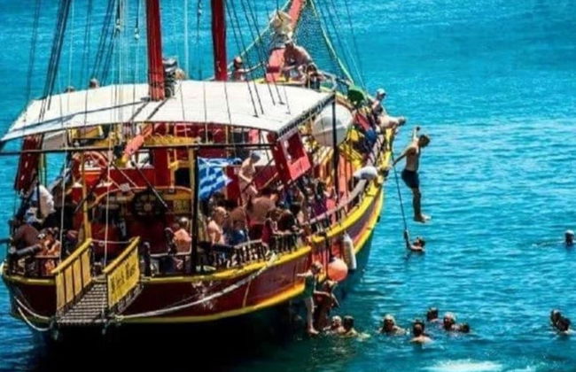 Paseo en barco pirata por Heraklión - Foto 2
