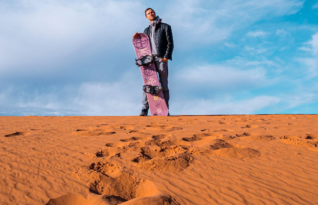 Sandboard ou sand skiing no deserto de Ica - Foto 3
