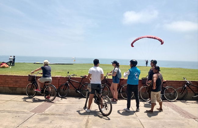 Tour en bicicleta por Miraflores y Barranco - Foto 3