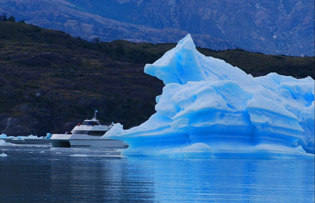 Estancia Cristina + Barco pelo glaciar Upsala - Foto 6