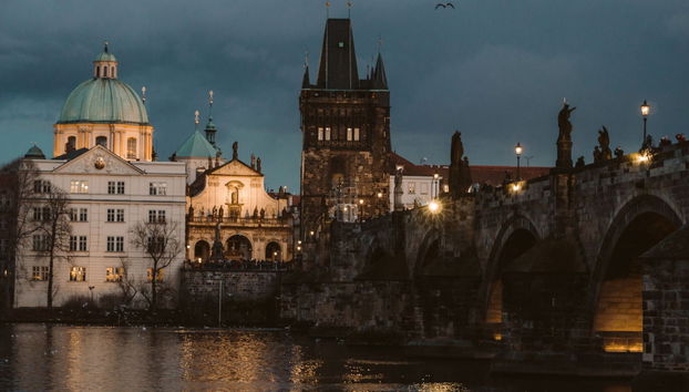 Giro in barca con soffitto trasparente e cena - Foto 5