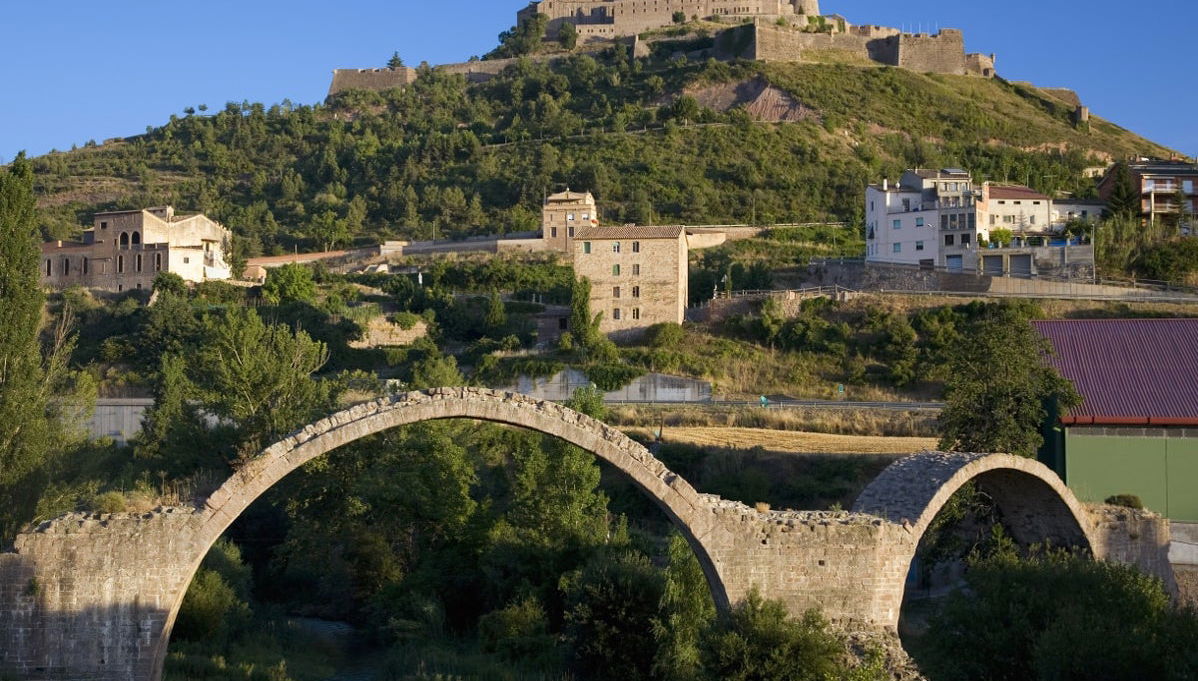 Cardona & Montserrat Small Group Day Trip - Photo 1