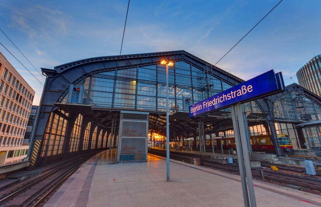 Berlin Wall Tour - Photo 3