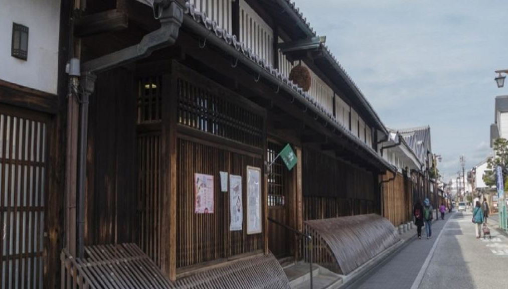 Traditionelle und moderne Sake-Brauereien – Kleingruppentour - Foto 1