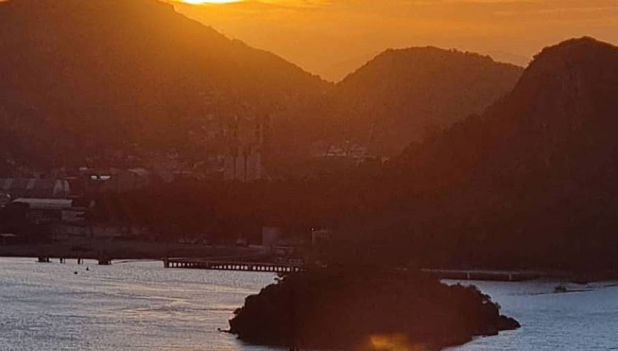 Tour pela favela Jesus de Nazareth