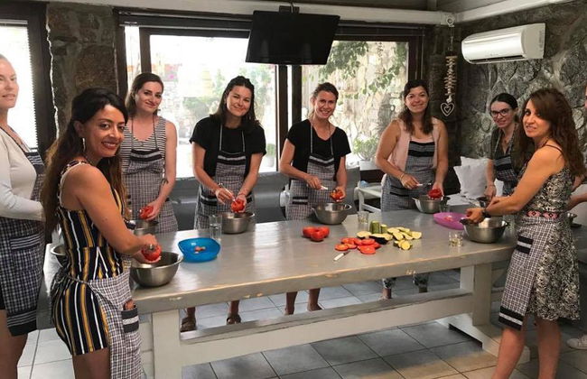 Traditional Greek Gastronomy Cooking Class - Small Group with Transfers - Foto 1