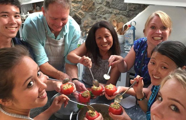 Traditional Greek Gastronomy Cooking Class - Small Group with Transfers - Foto 4