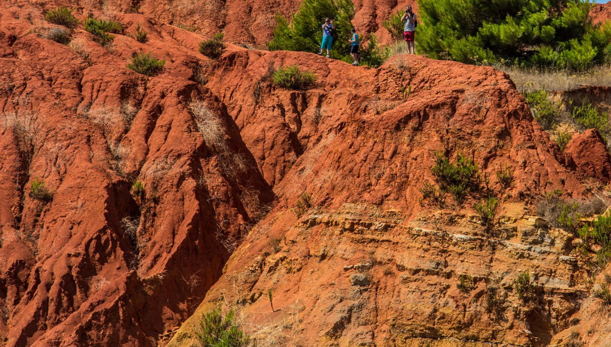 Trekking por las minas de bauxita de Apulia - Foto 1