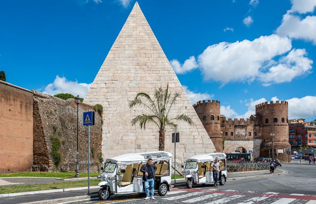 Private Tuk-Tuk Tour of Rome - Photo 2