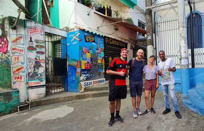 Tour della favela Santa Marta con pranzo o partita di calcio - Foto 3
