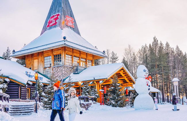 Excursion d'une journée au Village du Père Noël - Photo 1