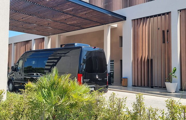 Transporte de e para hotéis no Aeroporto ou Porto de Rodes - Foto 1