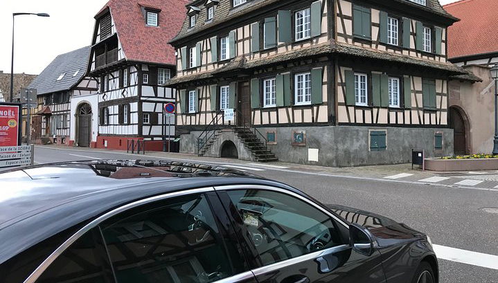 Vehículo de transporte privado con conductor Estrasburgo <=> Erstein - Foto 1