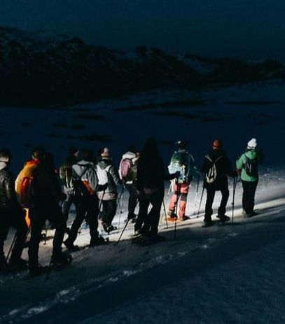 Foto de Paseo nocturno con raquetas de nieve por Fuentes de Invierno