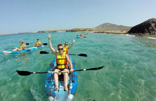 Kayak y snorkel en la playa de Papagayo desde Playa Blanca - Foto 2