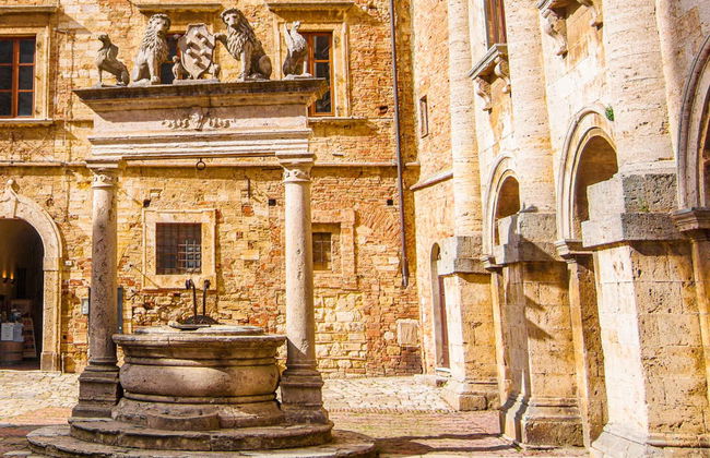 Twilight New Moon Movie Tour - Photo 2