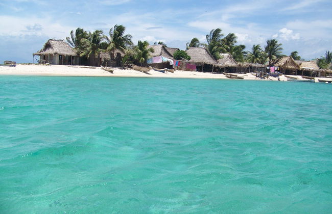 Cayos Cochinos Day Trip - Foto 3