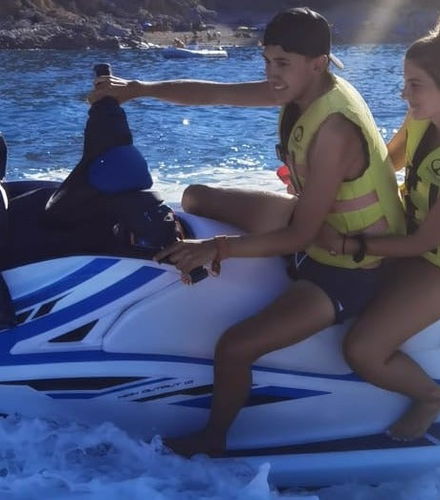 Foto de Cueva de Jack Sparrow en moto de agua desde Alcudia