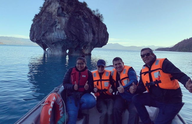 Paseo en barco por la capilla y la catedral de mármol - Foto 2
