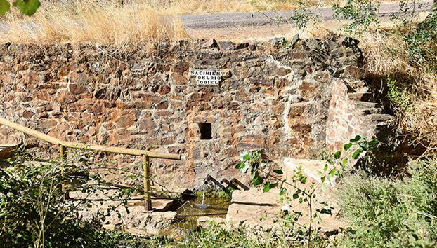 Iberian Ham Tour - Photo 2