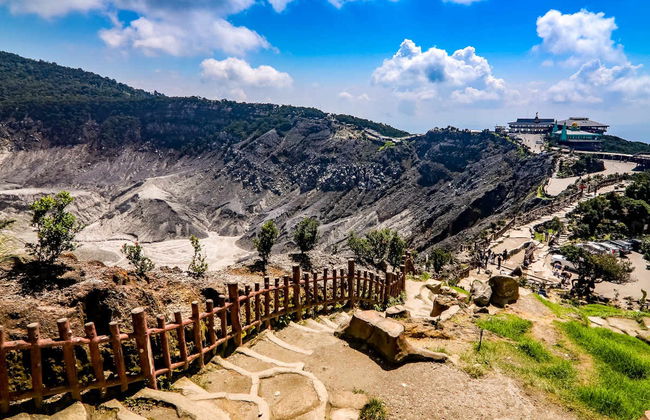 Excursion privée au Tangkuban Parahu + Centre de café Kopi Luwak - Photo 1