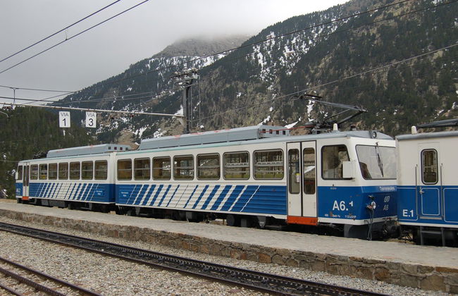 Train à crémaillère de la Vallée de Nuria - Photo 3