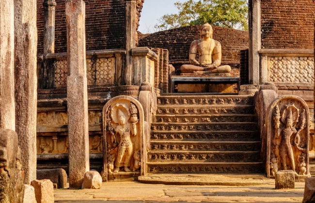 Excursión privada a Polonnaruwa + Safari por el Parque Nacional de Minneriya - Foto 2