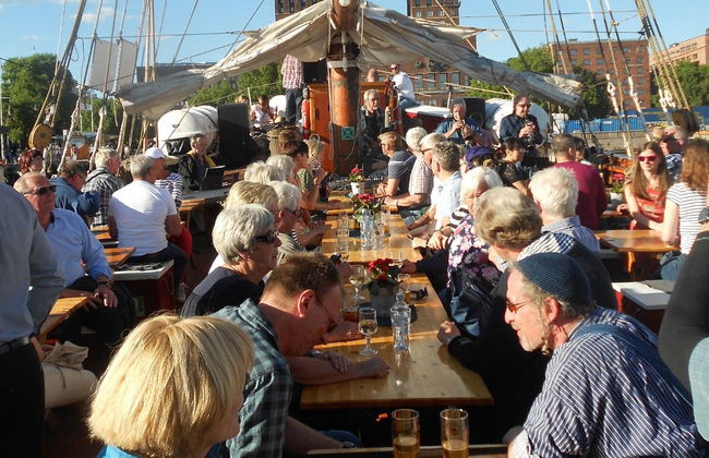 Dinner cruise and live music - Foto 3