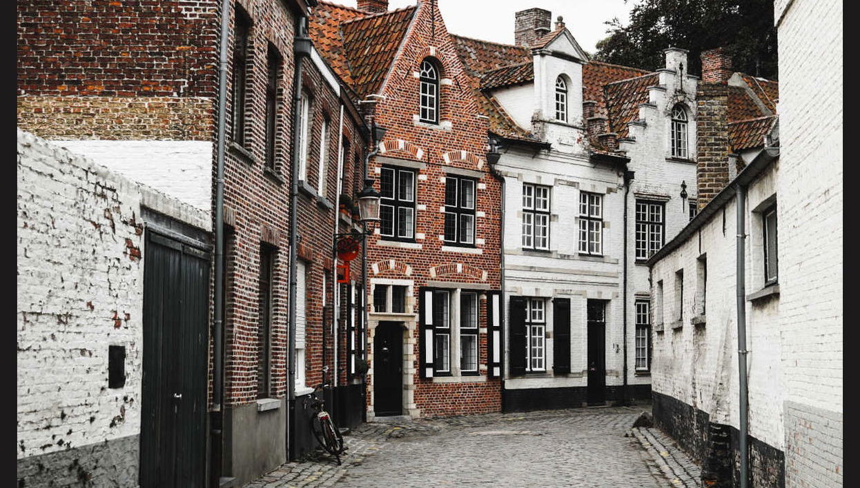 Amsterdam - Bruges Excursion - Photo 1