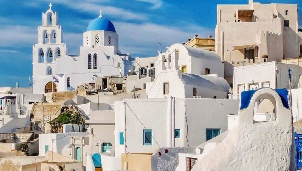 Entdecken Sie Pyrgos, Megalochori, Emporio und die Ausgrabungen von Akrotiri – Halbtages-Privat-Tour - Foto 1