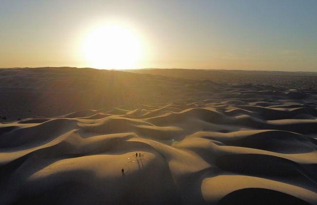 Experiencia privada de sandboarding en las dunas de Cuervitos - Foto 3