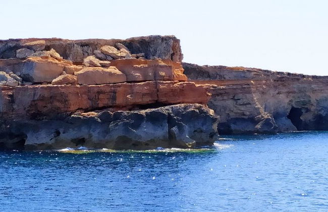 Crystal Waters: Paseo en catamarán por Formentera con paradas para nadar en Cala Saona e Illetas - Foto 2