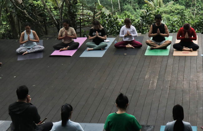 Clase de yoga en Ubud - Foto 3