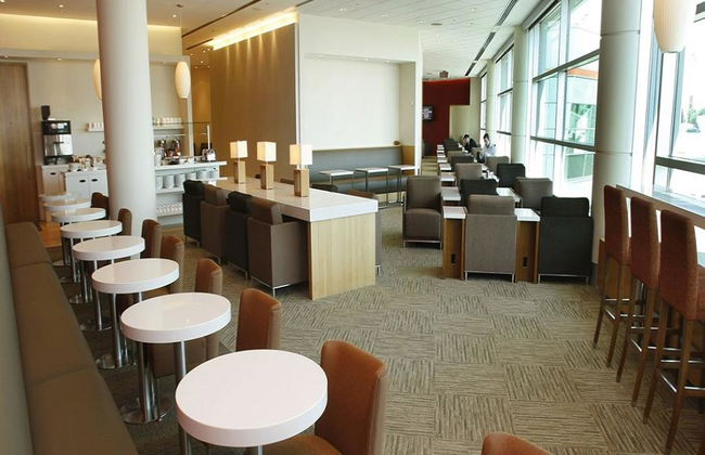 Plaza Premium Lounge at T3, Domestic Departures - Ticket - Photo 3