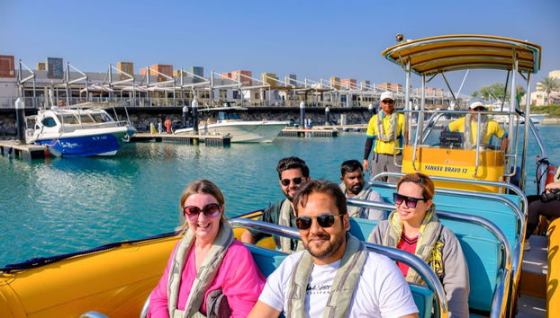 Paseo en barco por la costa de Ras al-Khaimah - Foto 2