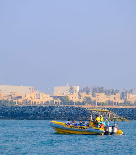 Foto de Paseo en barco por la costa de Ras al-Khaimah