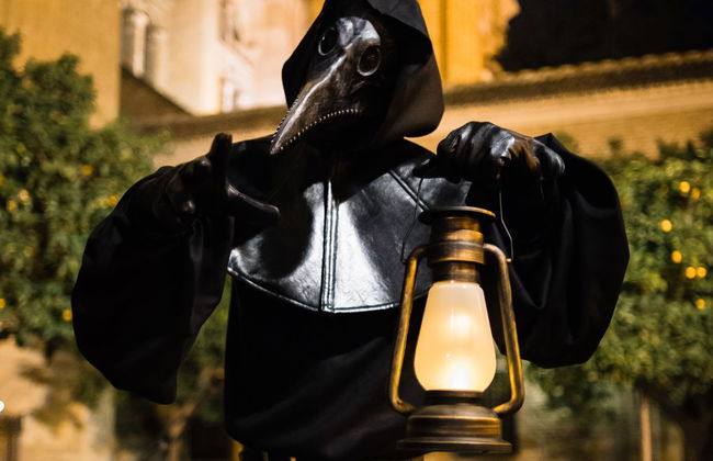 Tour teatralizado de la peste por Málaga - Foto 4