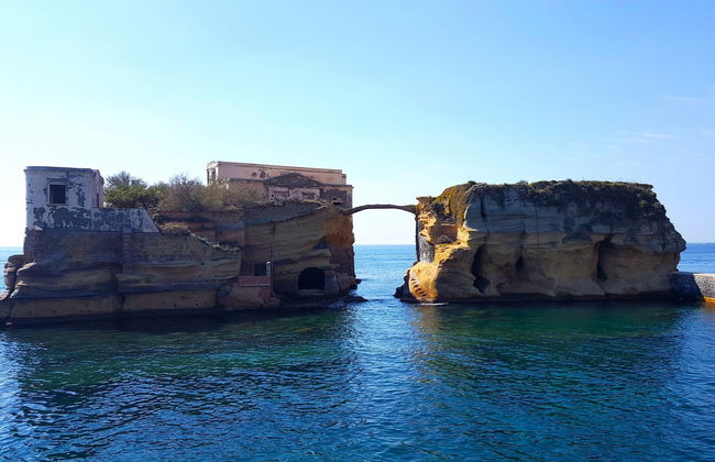 Giro in barca nel Golfo di Napoli - Foto 2
